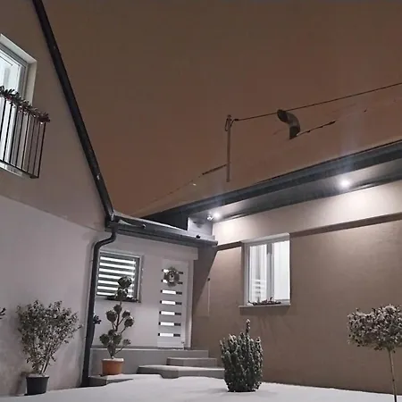 Cseresznyefa Vendeghaz * Dorog