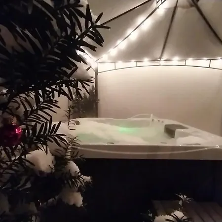 Cseresznyefa Vendeghaz Dorog