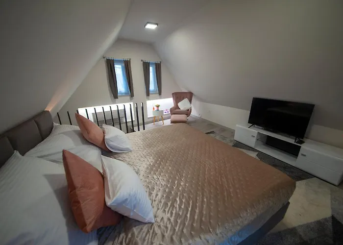 Cseresznyefa Vendeghaz Apartment