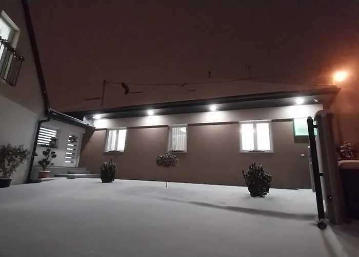 Cseresznyefa Vendeghaz Apartment *